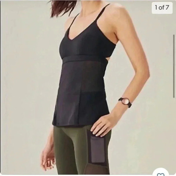 Demi lovato  fabletics tank top - Picture 3 of 9